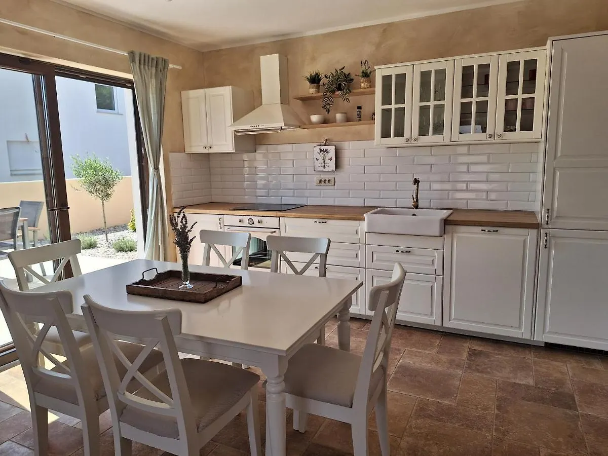 Holiday home Holiday House Divna Pinezici
