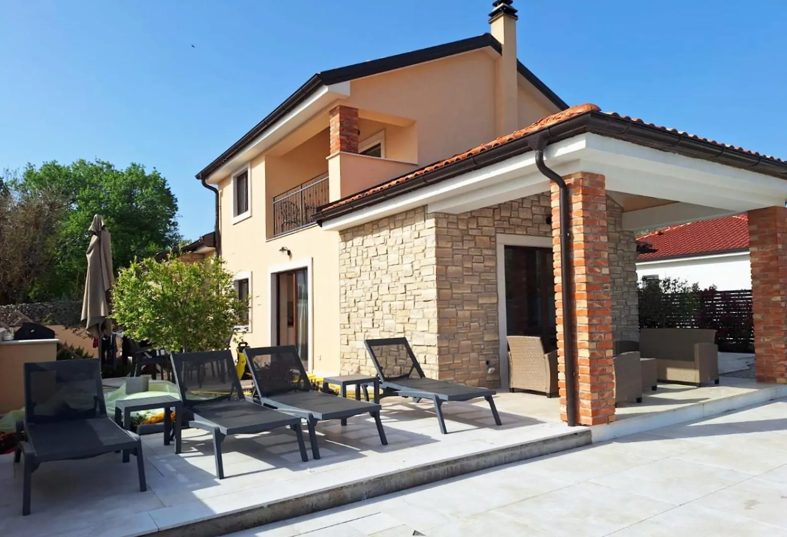 Holiday home Holiday House Divna Pinezici