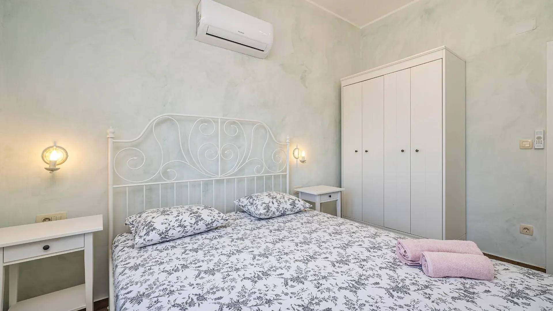 Feriehus Holiday House Divna Pinezići